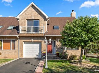 48 Main St APT 1, Little Ferry, NJ 07643