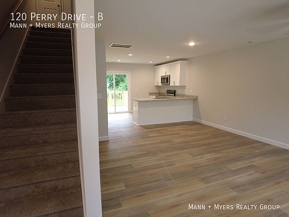 5th image of 120 Perry Dr #B