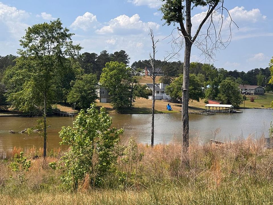 1st image of 22 & 23 King Cir