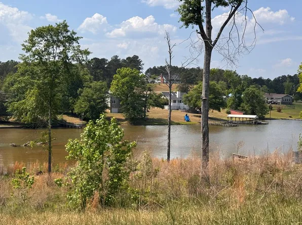 22 & 23 King Cir, Greenwood, SC 29649