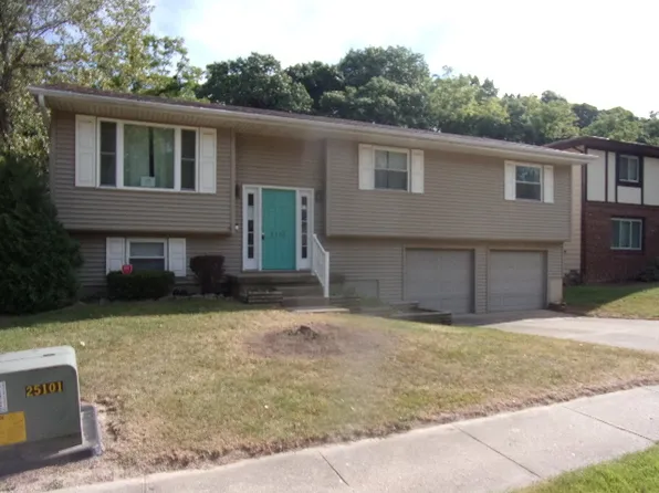 5130 E Melwood Ct, Decatur, IL 62521
