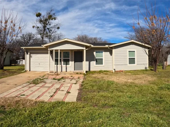 6029 Grayson St, Fort Worth, TX 76119