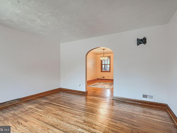 5th image of 8446 Loch Raven Blvd