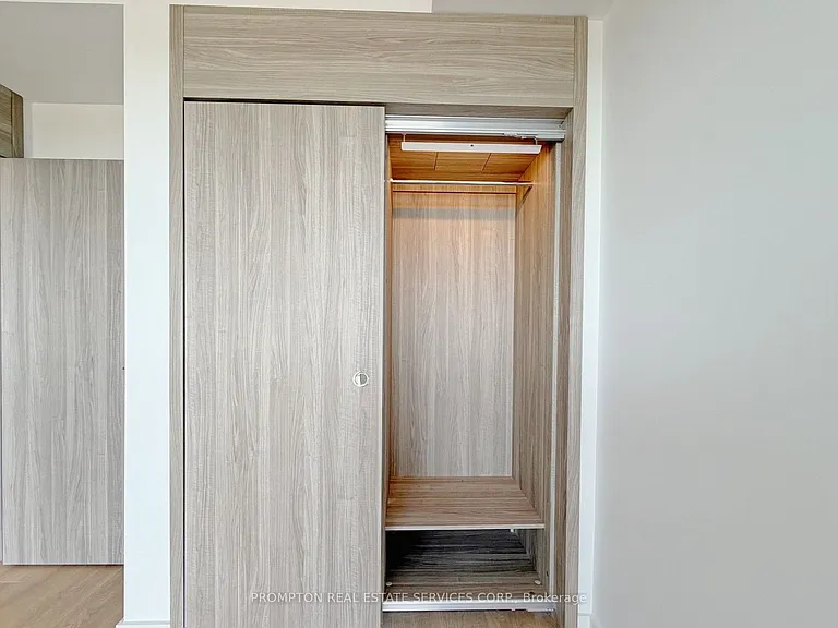 68 Esther Shiner Blvd #909 — Photo 11