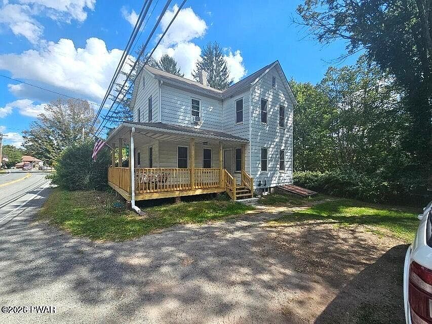 1st image of 914 Main St
