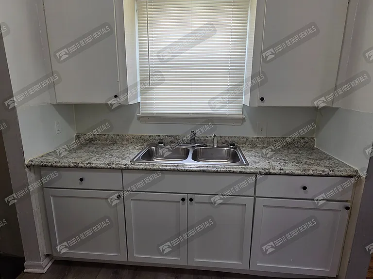 9245 Archdale St — Photo 18