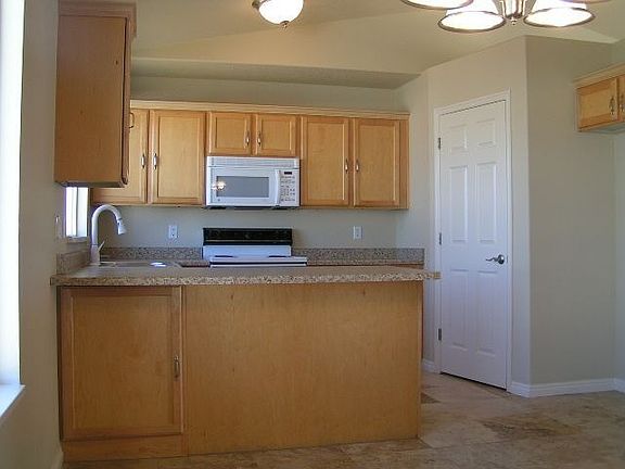 3rd image of 5825 S Impressions Dr
