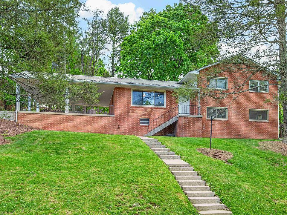 1st image of 104 Haven Dr