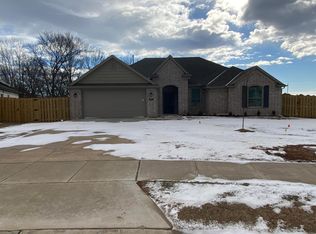 551 Aster St, Centerton, AR 72719