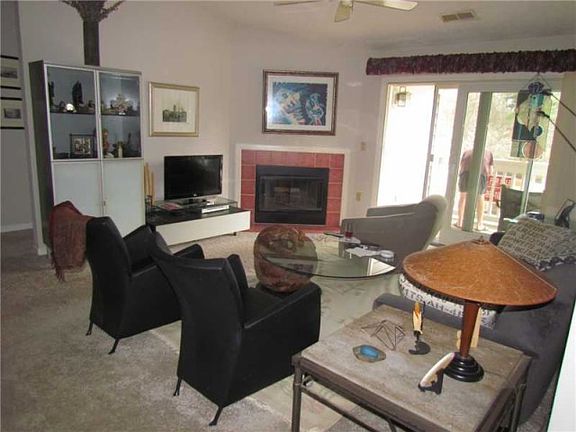 3rd image of 8118 Brookmont Ct