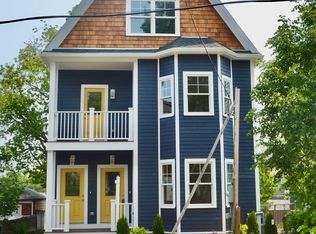 129 Boston Ave #A, Somerville, MA 02144