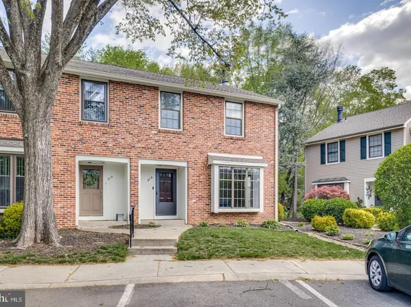514 Kings Croft, Cherry Hill, NJ 08034