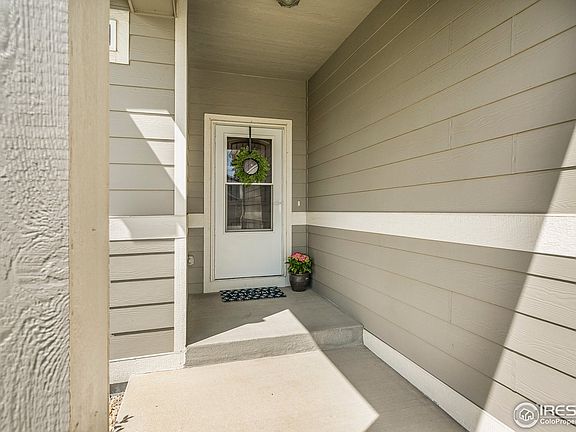 3rd image of 731 Village Dr