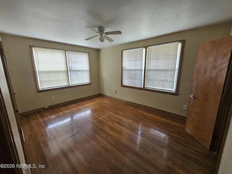444 Alder St — Photo 16