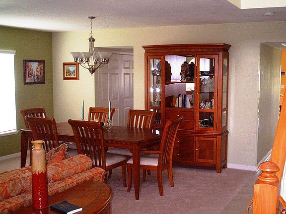 Formal Dining