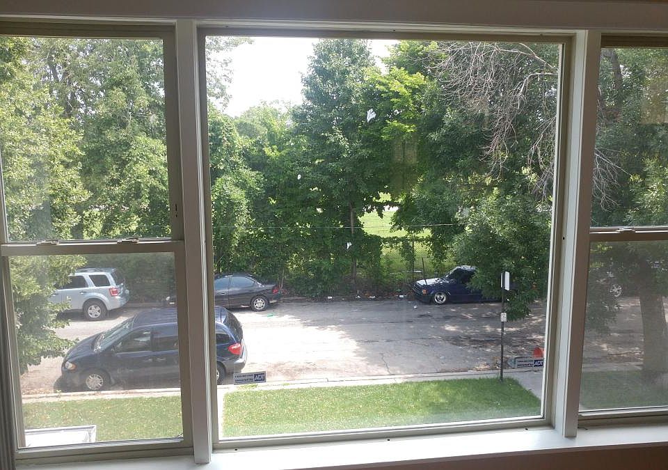 1st image of 6104 N Oakley Ave #1