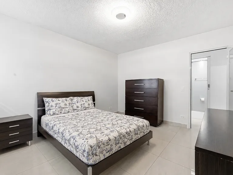 Cond Los Pinos Este 6410 Ave Isla Verde Apt 3A — Photo 15