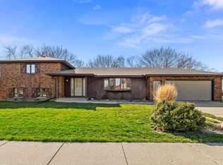449 S Nebraska Ave, Morton, IL