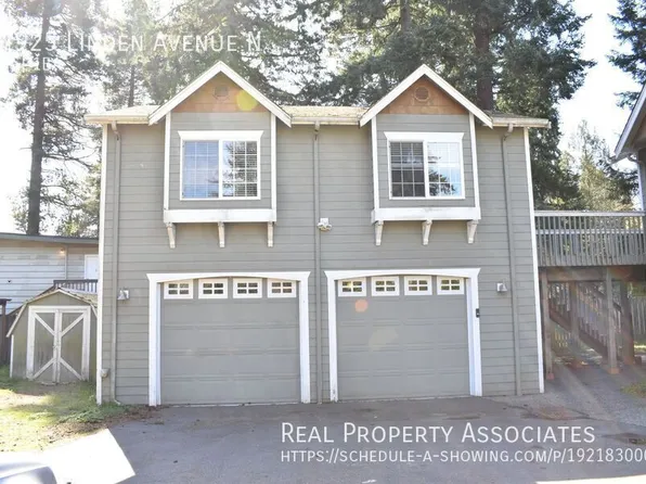 17925 Linden Ave N, Seattle, WA 98133