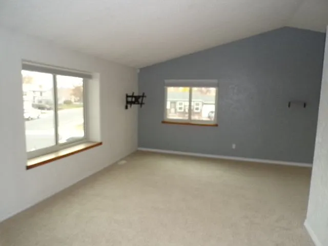 5843 S Robb St — Photo 2