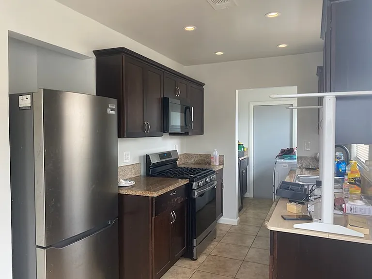 8946 S Wilton Pl — Photo 8