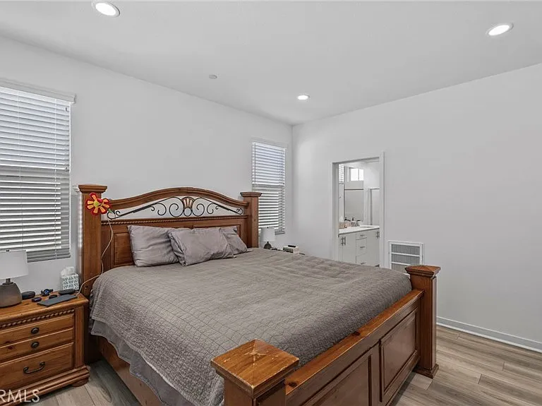 16282 Meadowhouse Ave — Photo 20