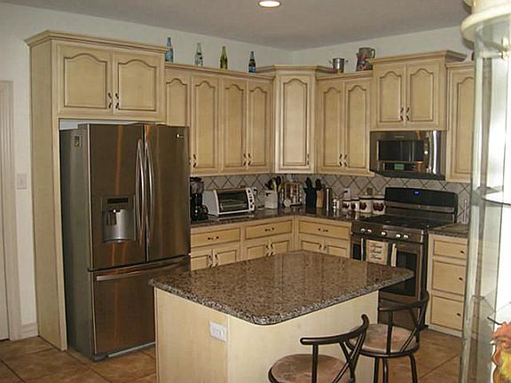 3rd image of 1626 Pemelton Dr