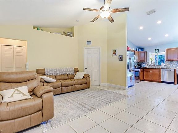 3rd image of 4275 47th Ave NE