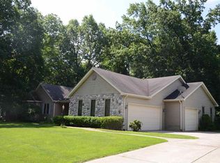16928 Hidden Valley Dr, Granger, IN 46530