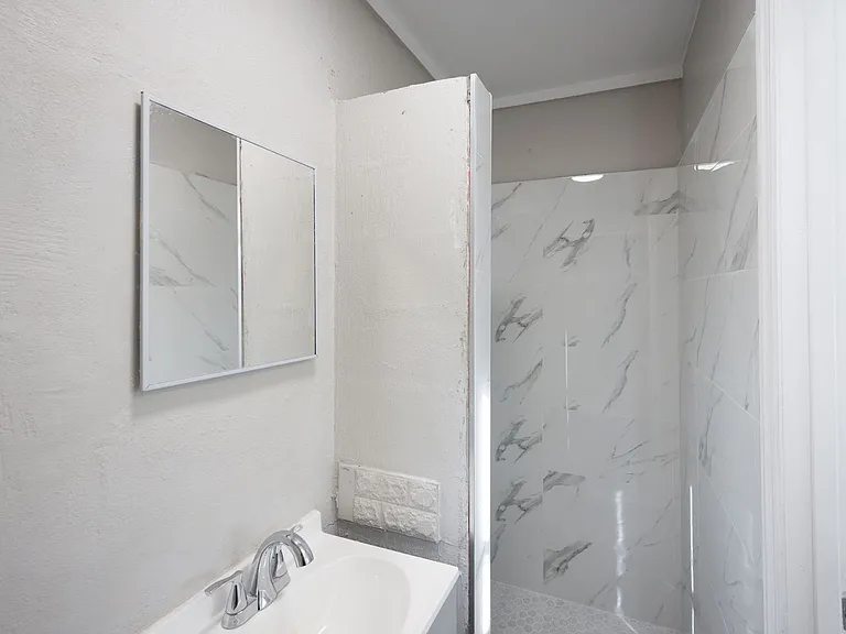 1530 S Martin Luther King Jr Ave — Photo 10