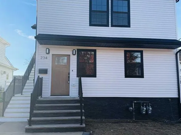 234 Lake Ave, Lyndhurst, NJ 07071