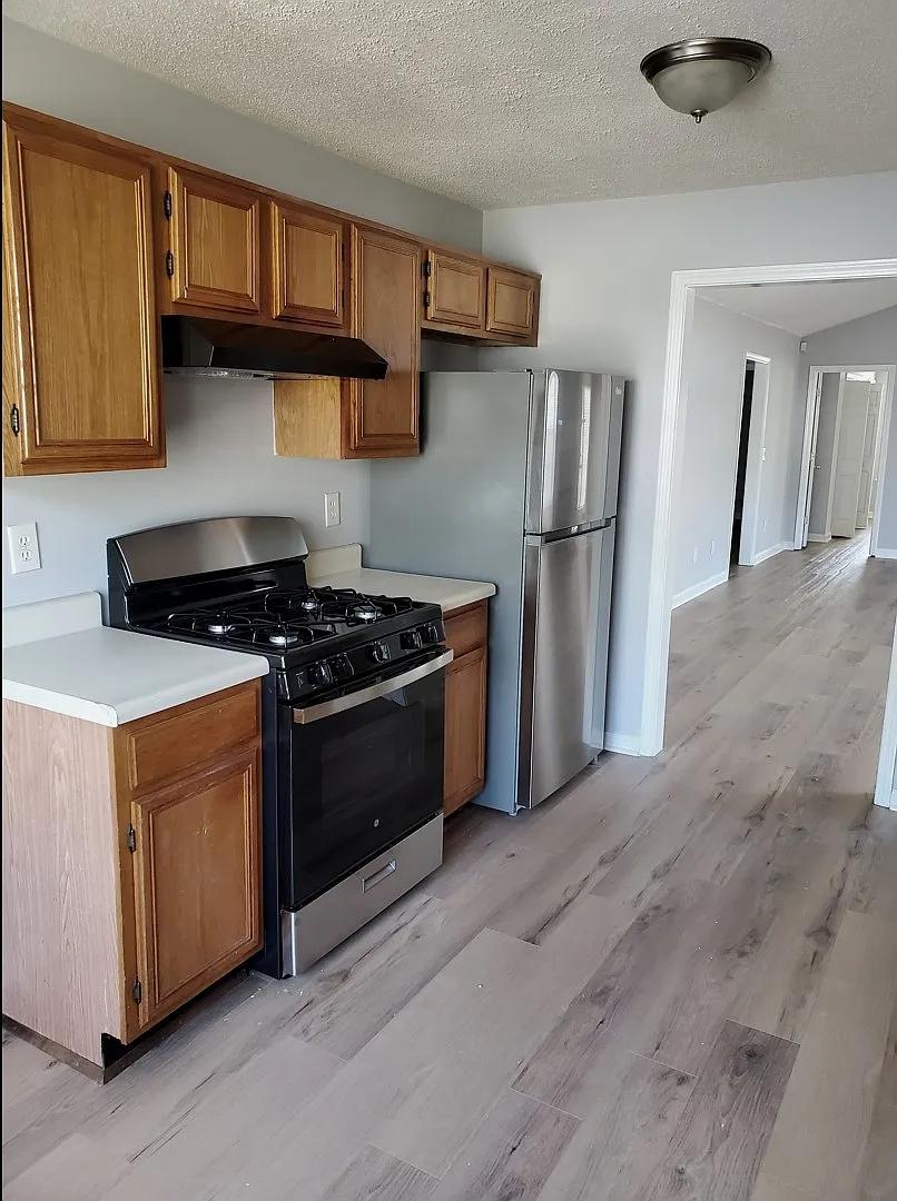 1297 Waterton Trail — Photo 4