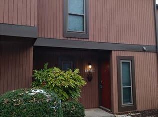 11719 N Briar Patch Dr, Midlothian, VA 23113