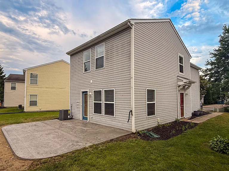12754 Crescent Dr — Photo 5