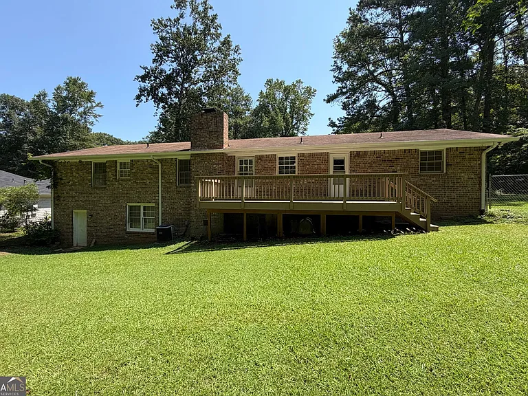 310 Sharon Dr — Photo 20