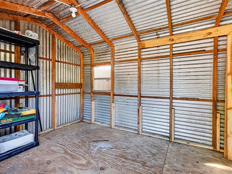 706 Mission Dr — Photo 42