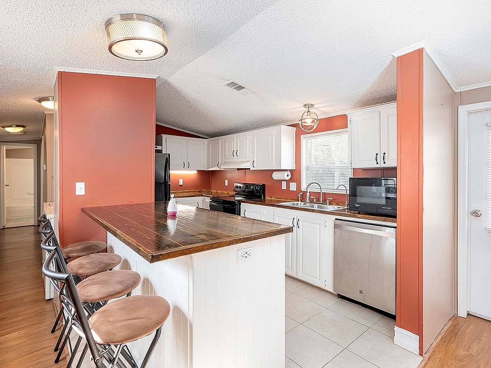 1st image of 491 Eland Dr