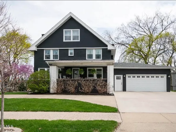 606 River Rd, Maumee, OH 43537