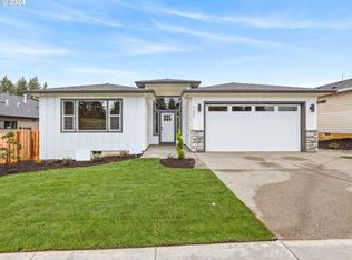 41805 Deschutes Ave, Sandy, OR