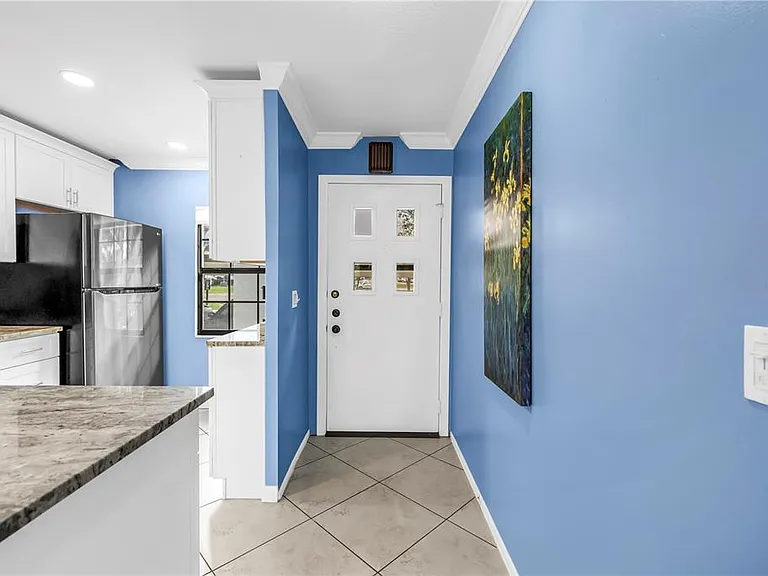 9224 Mission Oaks Blvd — Photo 8