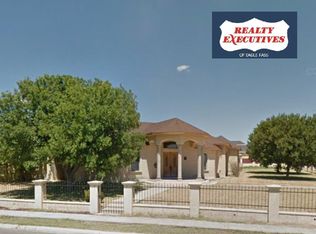 2205 Willow Garden Dr, Eagle Pass, TX 78852