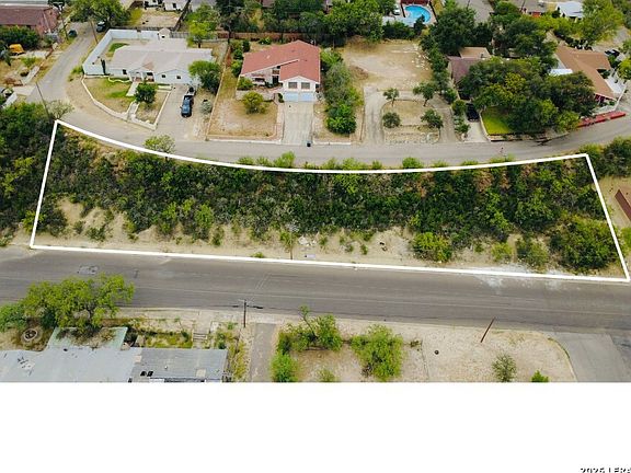 2nd image of 2024 Quarry St