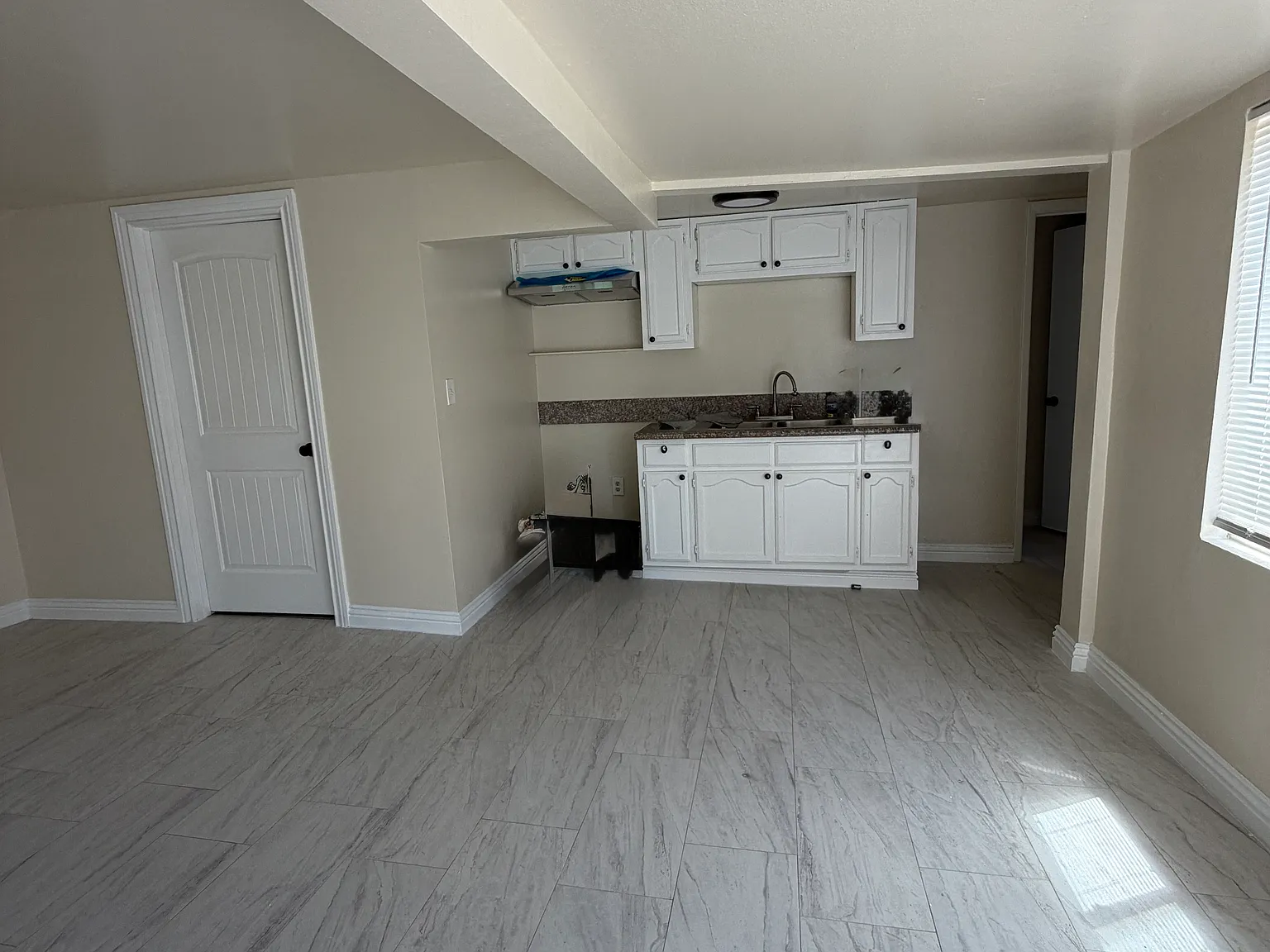 Valley View Ave, Whittier — Photo 3