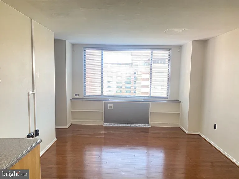 1111 Arlington Blvd #932 — Photo 4