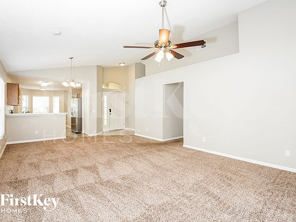 4th image of 4224 Kingbird Ct