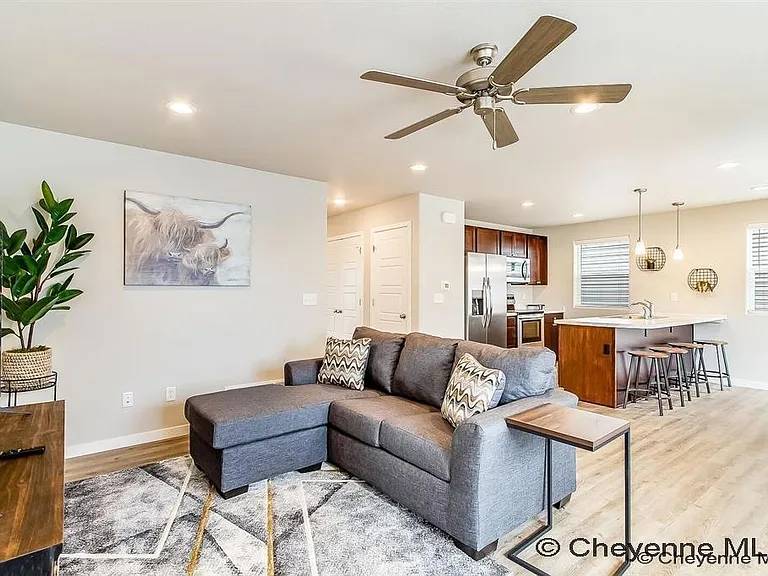 1380 Howling Moon Way #C — Photo 12