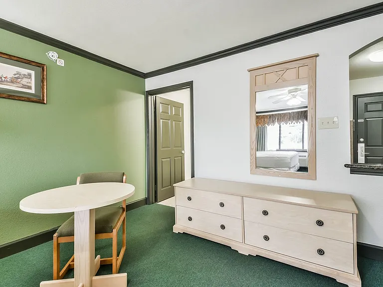 1025 Swanson St — Photo 114