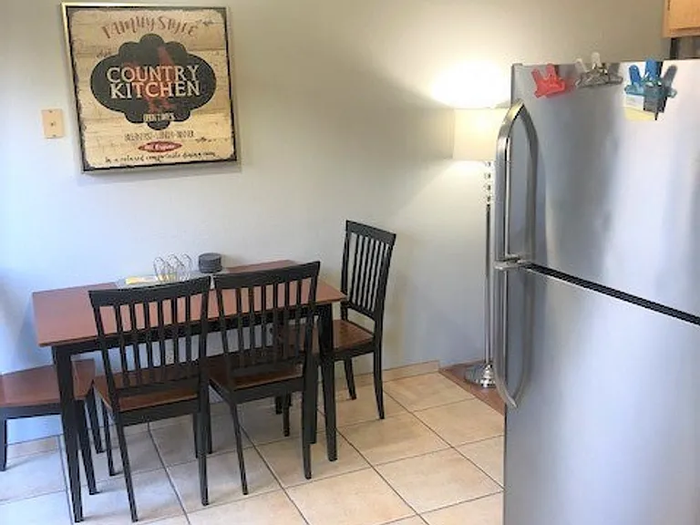 Legacy Townhome — Photo 5