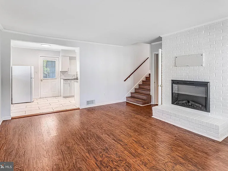 13208 Aldrin St — Photo 6