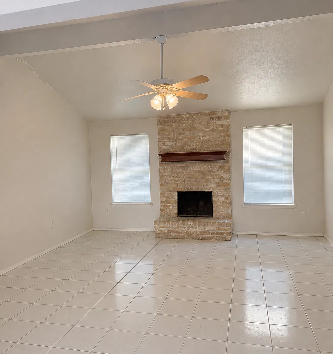 3 bed, 1500 sqft, $1,800 — Photo 2